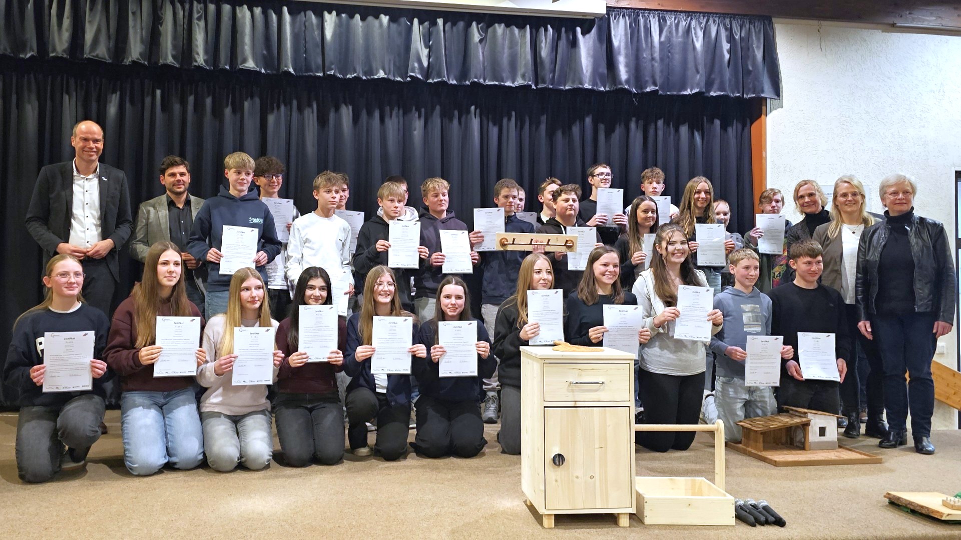 Übergabe der ProBe-Zertifikate an Schüler der Sekundarschule Medebach-Hallenberg in Medebach