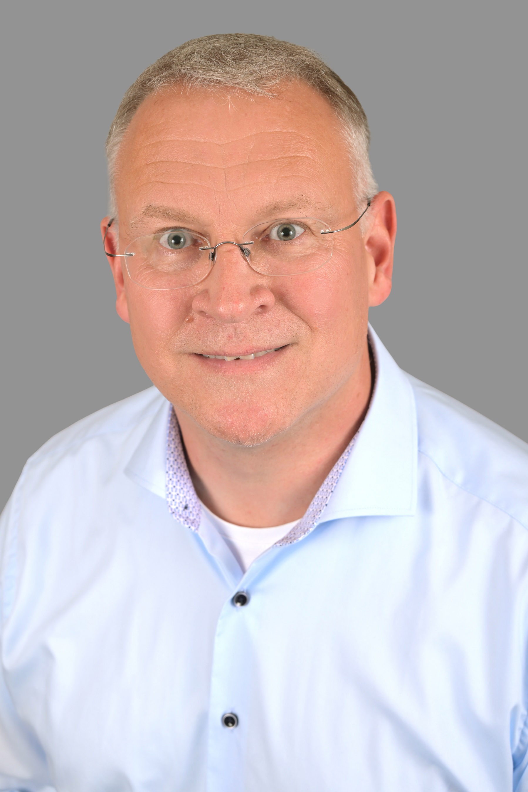 StD Herr Henning Schwarz Abteilung A:  Fachschule Technik: Maschinentechnik, Fachschule Automatisierungstechnik; Industriemeister IHK-Berufe Elektrotechnik, Metalltechnik, Mechatronik